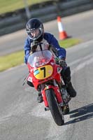 brands-hatch-photographs;brands-no-limits-trackday;cadwell-trackday-photographs;enduro-digital-images;event-digital-images;eventdigitalimages;no-limits-trackdays;peter-wileman-photography;racing-digital-images;trackday-digital-images;trackday-photos